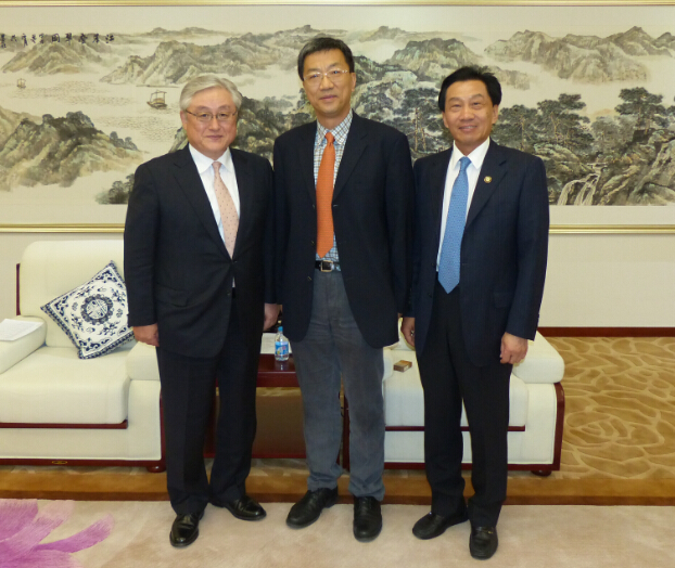 工信部怀进鹏副部长会见中国电子商会王宁常务副会长 和日立集团全球总裁东原敏昭一行