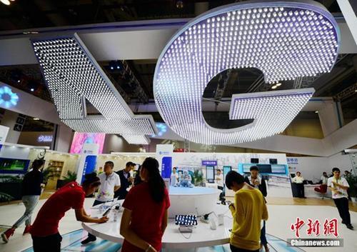 全国电话用户总数16.6亿户 4G用户达10.6亿户