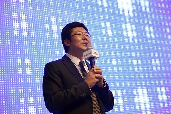 复盘百度金融，李彦宏手下的首个 AI “毕业生”是如何诞生的？