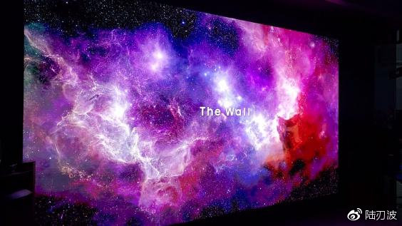 三星The Wall电视无限大,8K画质更清晰