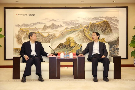 中国长城资产与中民投开展全面合作