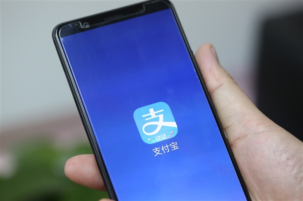 手淘支付宝小程序用户量突破1亿：加速反哺阿里生态