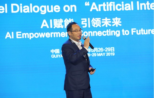 华为鲁勇：不仅仅是2C，5G更核心的是走向2B