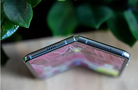 外媒：三星将在9月份推出折叠屏手机Galaxy Fold