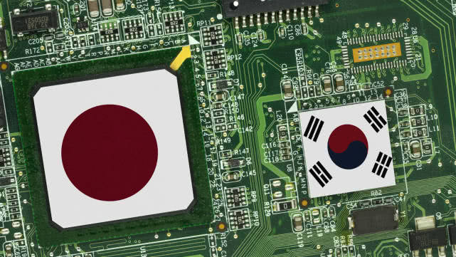 日韩大战开打一个月：日本掐住韩国七寸 仍是高科技产业王者
