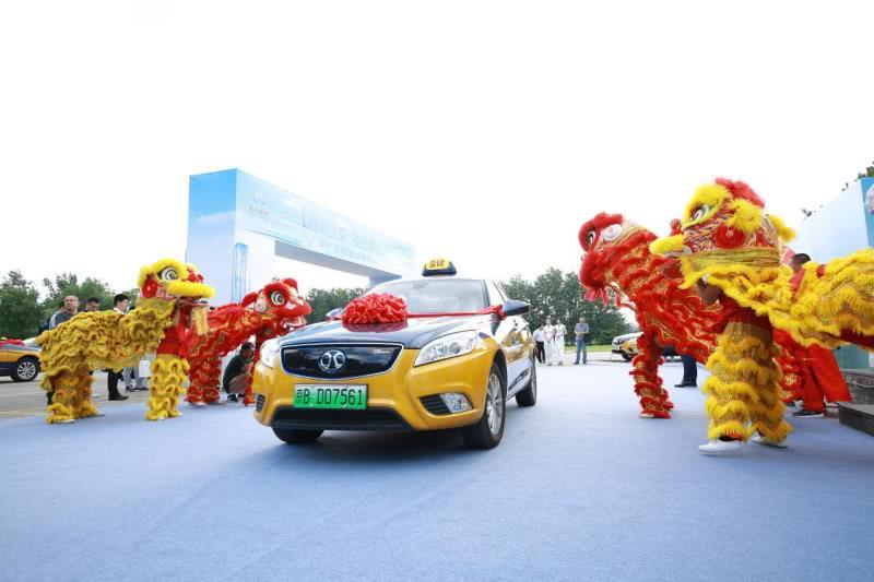 BEIJING北汽新能源 技术引领换电模式自信