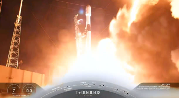 新年第一发！SpaceX第三批60颗星链卫星发射升空