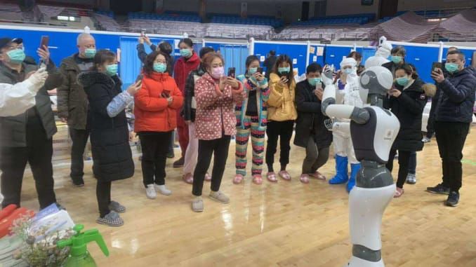 美国可以从中国使用机器人和远程医疗对抗新型冠状病毒中学到什么