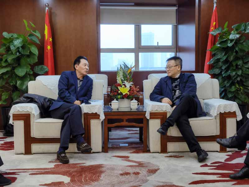 中国电子商会会长王宁一行到访上海贸促会