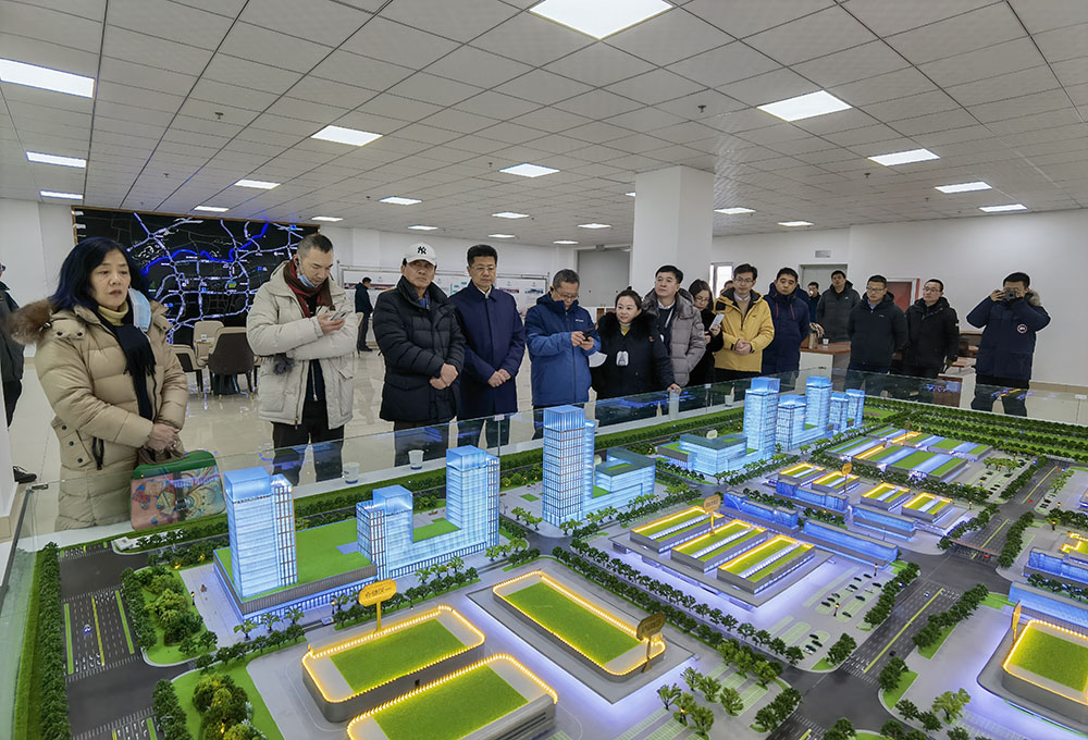 中国电子商会会长王宁一行赴济南市公益性农产品批发市场项目现场参观考察