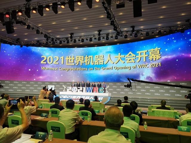 我国全年机器人产业增速预计超过30%