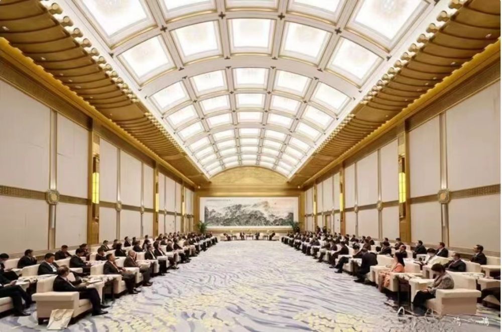 中国电子商会会长王宁、秘书长彭李辉受邀参加第三届山东省儒商大会