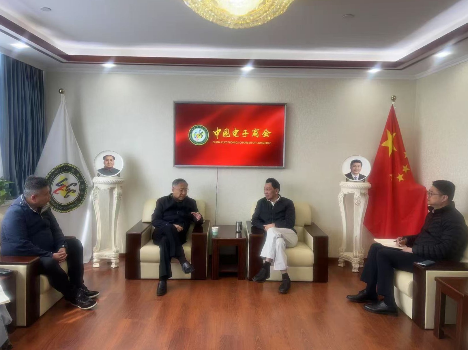 王宁会长接待中国低空经济产业研究院院长徐昌东一行
